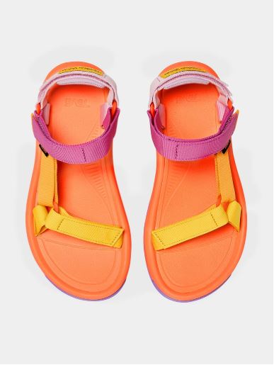 teva hurricane outdoor voices