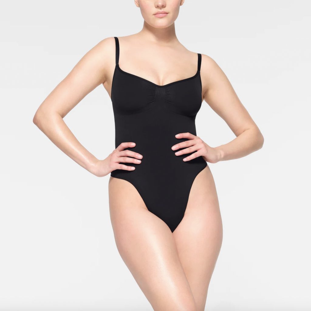 SKIMS - SEAMLESS SCULPT THONG BODYSUIT